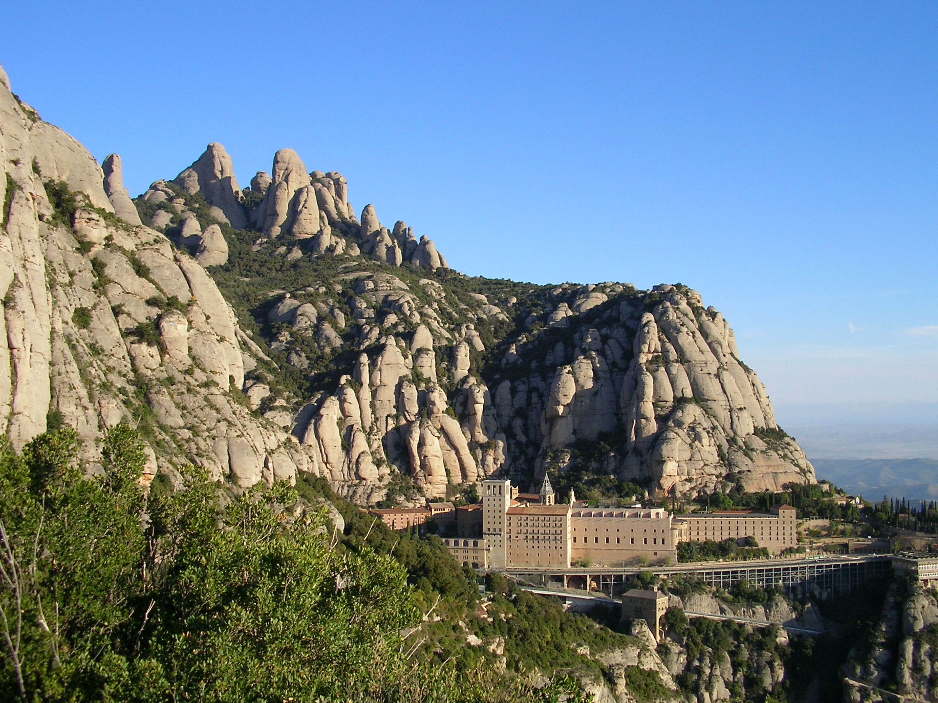 Montserrat et ces montagnes environnantes-echange-de-maison-HomeExchange