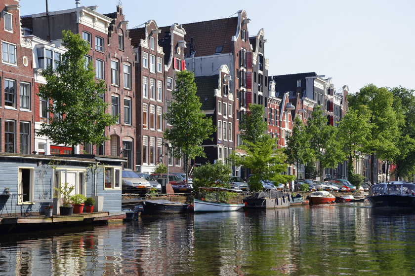 Amsterdam-ville-romantique-amoureux