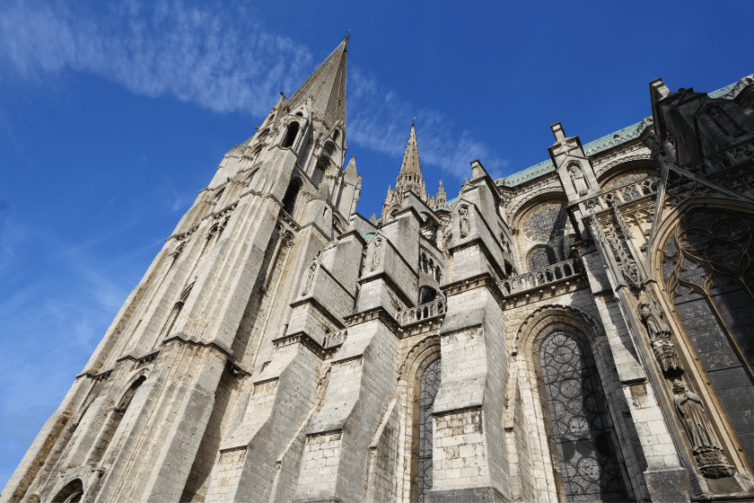 Où partir en France en mars Chartres