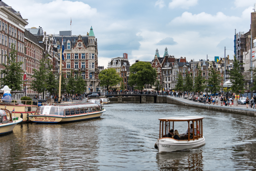 Echange de maisons à Amsterdam, hébergement pas cher