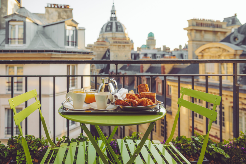 Que faire un week end en amoureux à Paris échange de maisons solution d'hébergement idéale