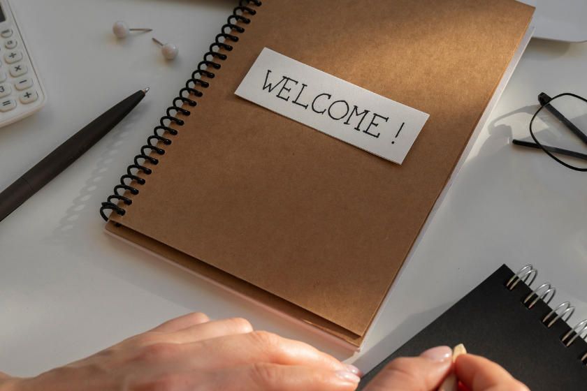 Échange de maisons : que peut-on prêter ou échanger en plus du logement ?