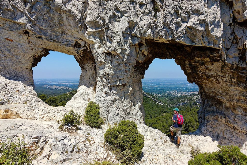 Où partir en décembre au soleil Les Alpilles