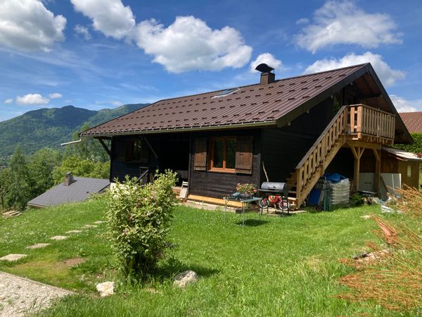 Chalet entre lac et montagne