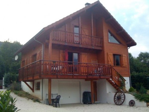 maison à Pierre-Châtel, France