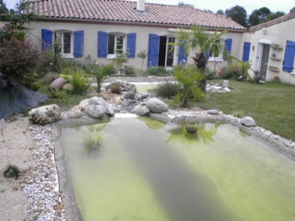 MAISON DANS LE PERIGORD VERT/HOUSE IN PERIGORD FRANCE