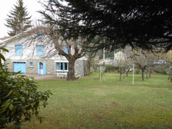 Appartement en rez de jardin dans les pyrénées
