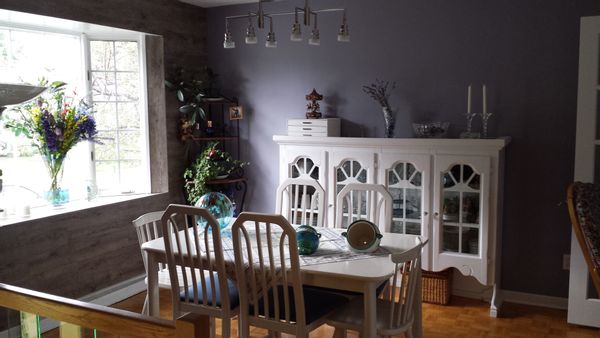 Joli bungalow en banlieue de Montréal, à 15 minutes du centre-ville et du Vieux-Montréal