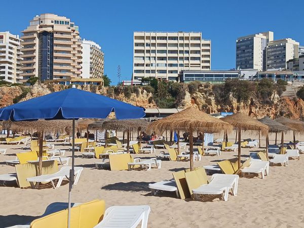 Varandas da Rocha, échange avec minimum 7 jours.