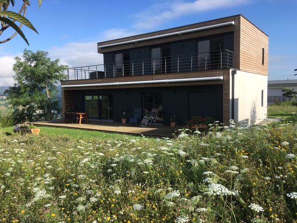 La maison écologique de Marie-Laure et Emmanuel en Savoie
