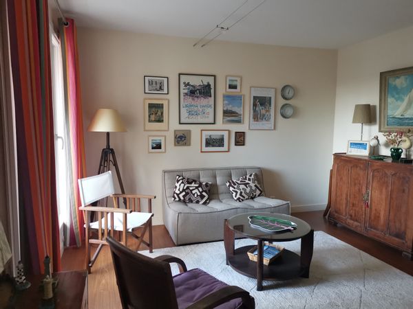 Appartement dans petite cité de caractère