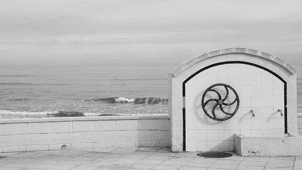 La maison de Raul à 40 mètres de la mer... et la paella de sa mère Dora.