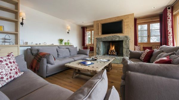 Elegant Alpine Apartment in Verbier – Les Moulins