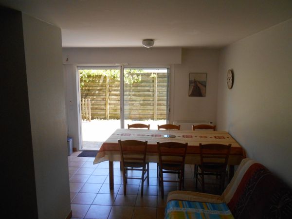 CAPBRETON PLAGE 5/6 Personnes, à 400 m de la plage et du port, logt saisonnier 51 M2, 5jours minimum