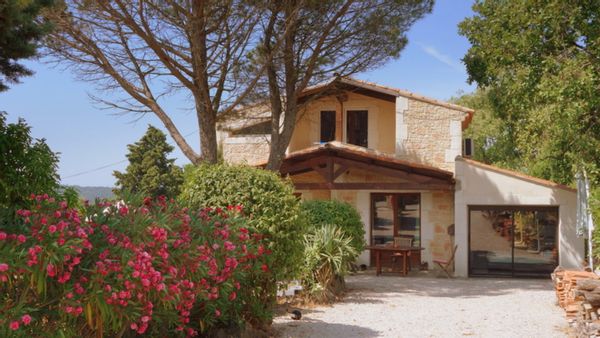 maison dans le Var (côte d'azur, France) avec piscine, jacuzzi et vue superbe ! SAUF JUIN à SEPTEMBRE