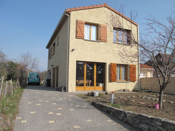 Maison et Jardin à Riom ( 5min des premiers volcans et puy d'Auvergne)