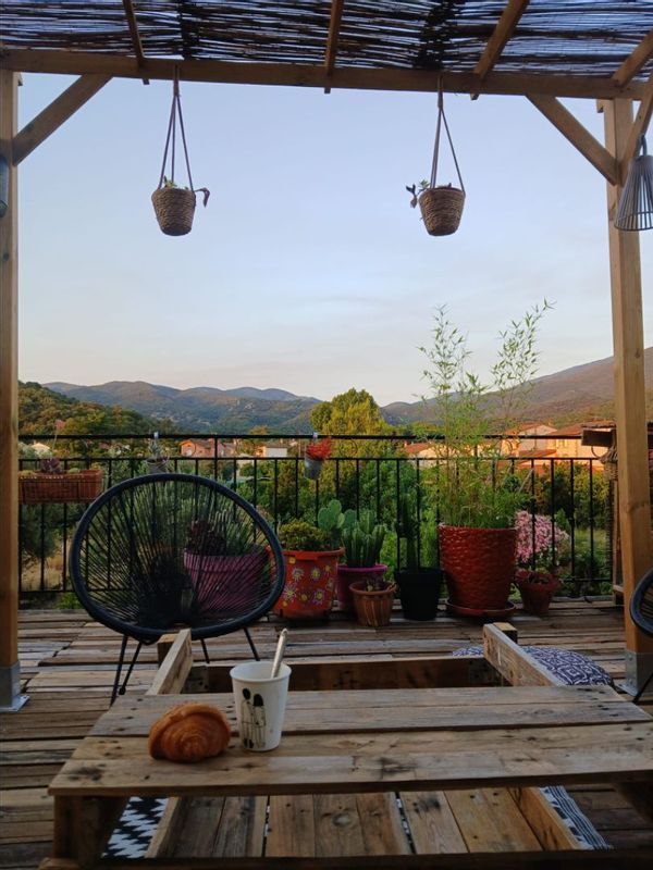 GP NÉGOCIABLES. Grde maison en pays catalan, le vrai sud 20mn plage,15mn Espagne,piscine, rooftop.