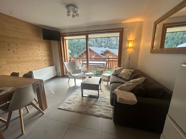 Appartement neuf 6-8 personnes, domaine Alpe d'Huez Echange UNIQUEMENT contre bien équivalent Corse+