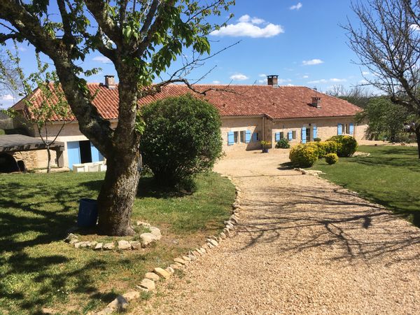 La maison de Caroline / pas d’échange été 2023 et pas d’échange de moins d’une semaine