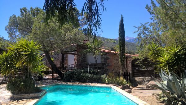 MAS MONTEBELLO - RIGARDA - FRANCE Entre mer et montagne · piscine privée · jacuzzi intérieur