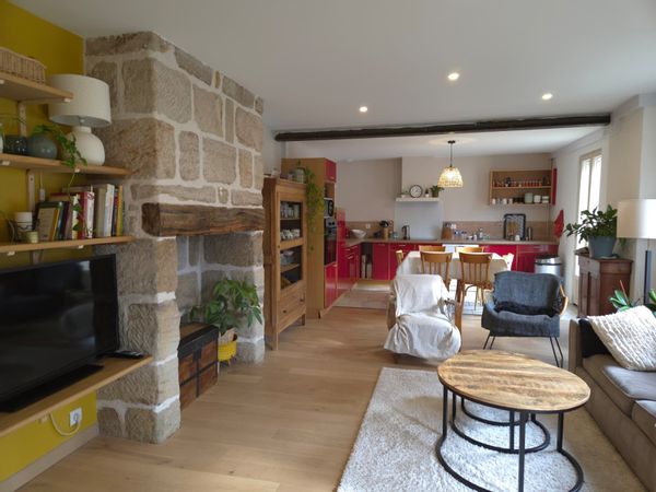 Charmante maison ancienne rénovée au calme à Brive la Gaillarde