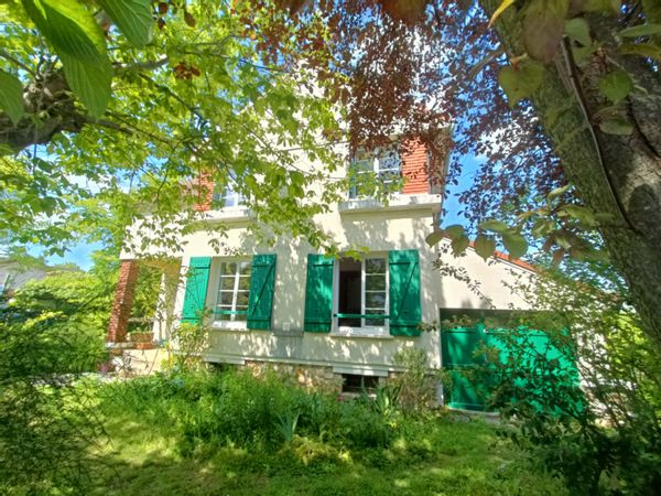 Maison 6 chambres avec jardin à 20 min de train & RER de Paris