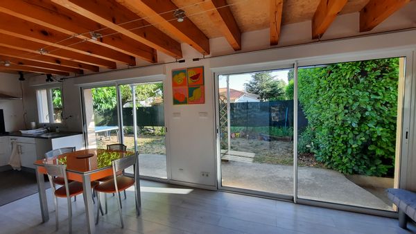 Toulouse libre en déc janv fev Notre maison principale au calme avec Jardin terrasse et de l'ombre