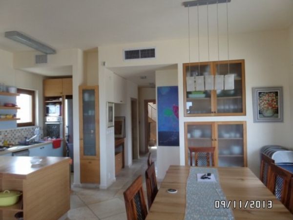 maison à Beit Yanai, Israel