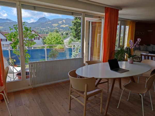 apartement avec magnifique vue des préalpes, Suisse