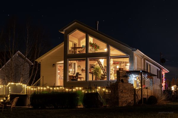 Belle et paisible maison sur le bord de la mer en Gaspésie