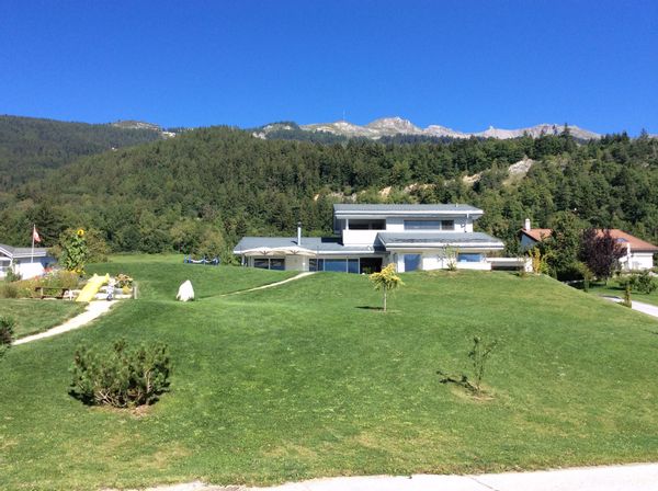 Villa familiale au cœur des Alpes Suisse
