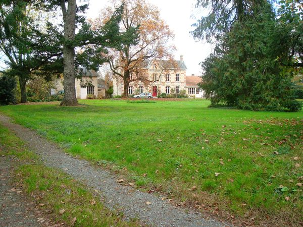 Villa des Roses, Mougon, Nouvelle-Aquitaine