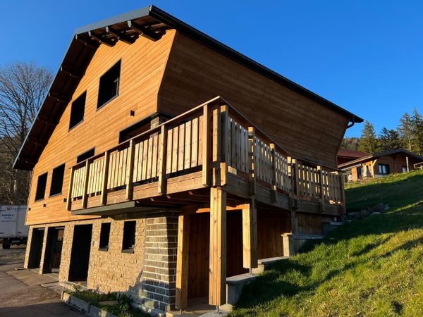 Le chalet Muller. Uniquement disponible certains jours de semaine et hors congés scolaires. Voir calendrier en vert.