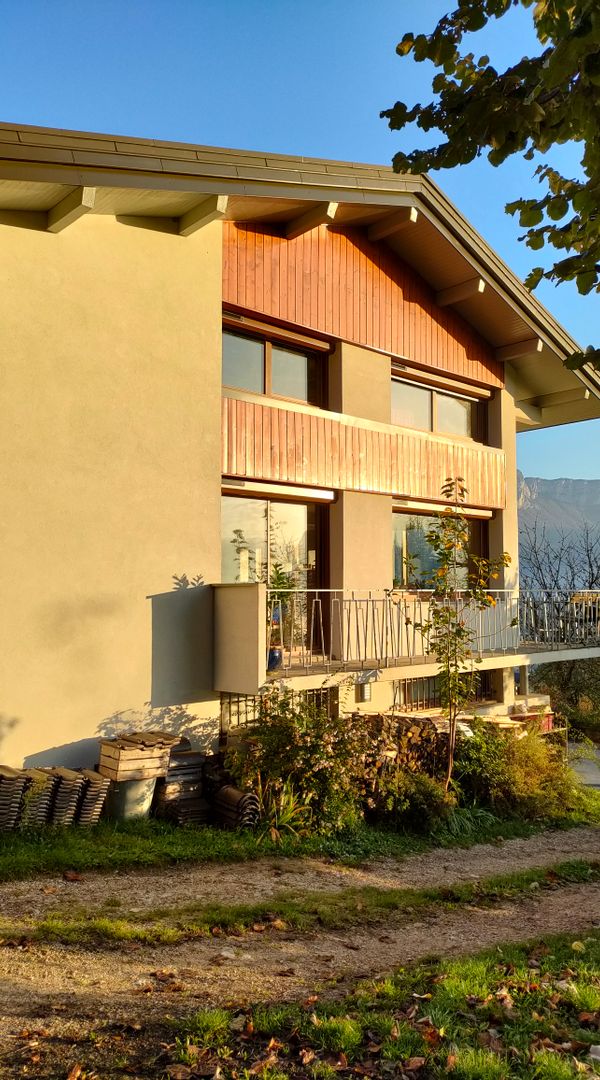 Maison agréable entre campagne et ville avec vue sur les Alpes