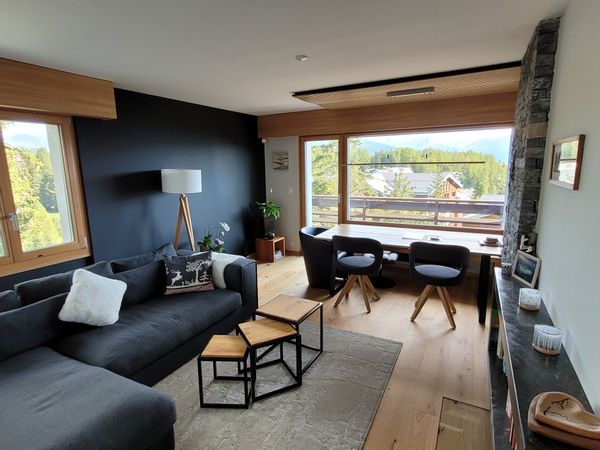 Bel appartement à Crans-Montana:  ski, golf, randonnées, skateboard, surf!