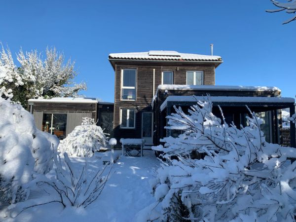 Maison en Bois, à la campagne, proche des plages et de La Rochelle, piscine, vélos disponibles