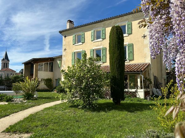 Maison avec piscine au cœur des vignes de Crozes Hermitage