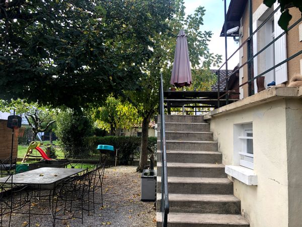 Maison à  Bergerac entre campagne et ville