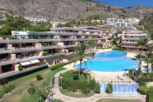 COSTA BLANCA, ALTEA, magnifique attique avec une vue imprenable sur la mer et les montagnes