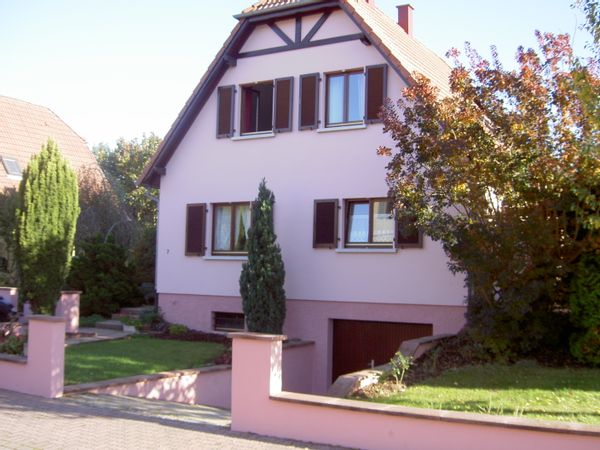 Maison avec piscine chauffée en Alsace à 10 minutes de Strasbourg.