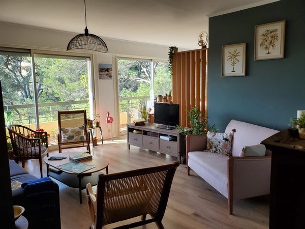 Appartement lumineux et calme à proximité du centre de Nîmes