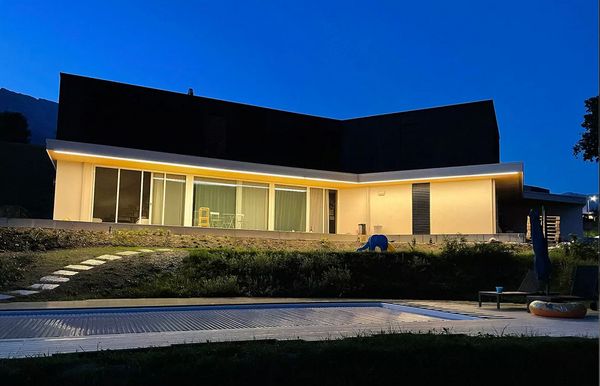 Une maison en harmonie avec la nature au coeur du Valais