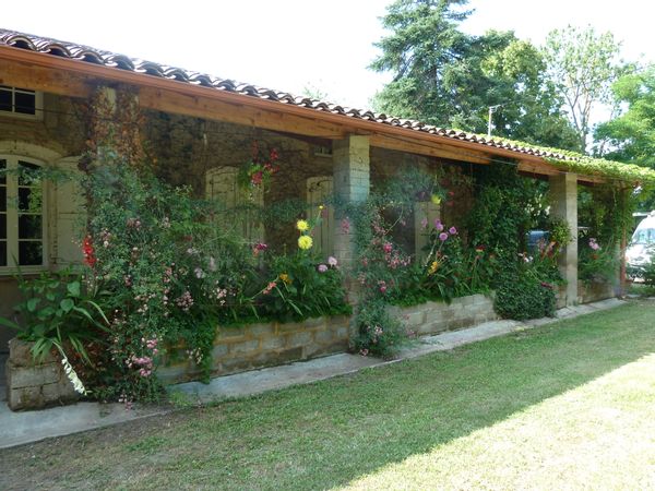 Sud-Ouest de la France: maison de campagne en Quercy.