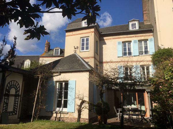 BLUE SERENDIPITY La maison de KAMEL et ISABELLE