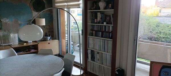 Grand appartement standing immeuble 70 à deux minutes à pied du centre historique