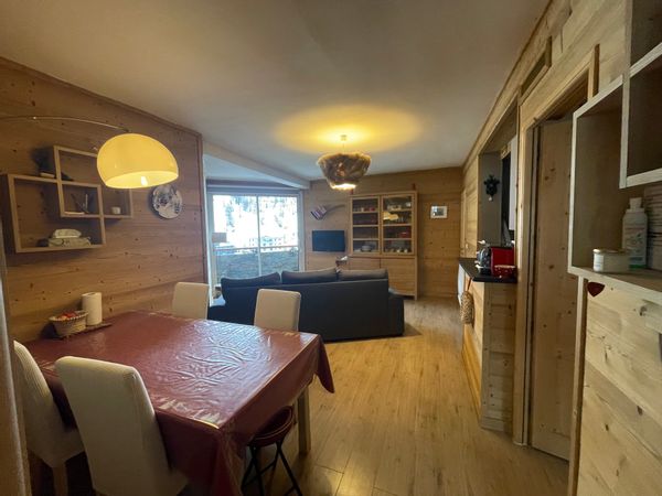 Appartement à la Montagne, disponible hors vacances de Noël et de Février