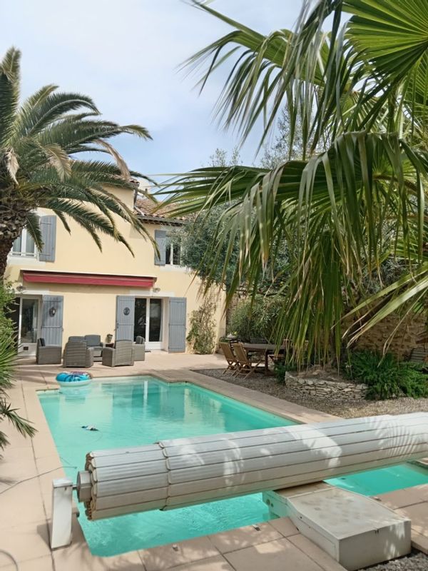 Maison de charme en Provence / travaux été 2026 non disponible