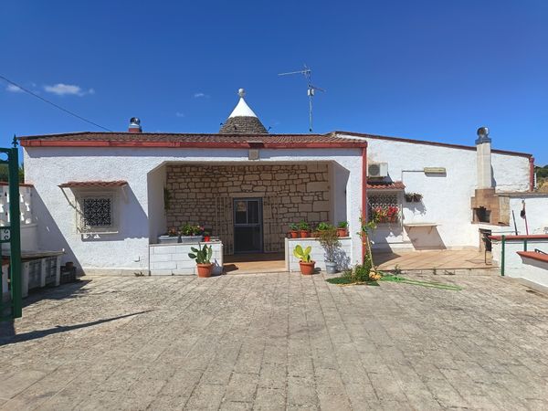 Trullo dans la Vallée d'Itria Martina Franca, Pouilles, Italie