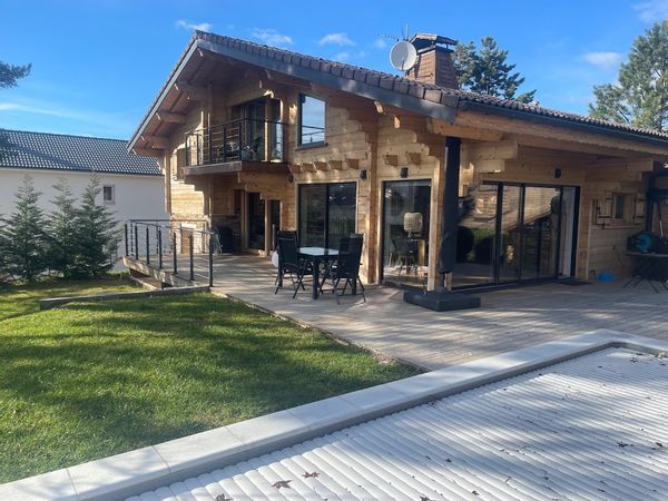 Magnifique chalet savoyard à proximité immédiate de Genève