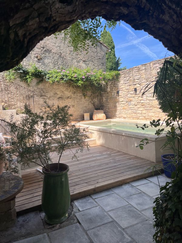 Maison de caractère, charme de la pierre, entre Nimes et Montpellier